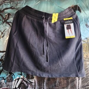 New Jones New York Black Skort with Drawstring. Size Small
